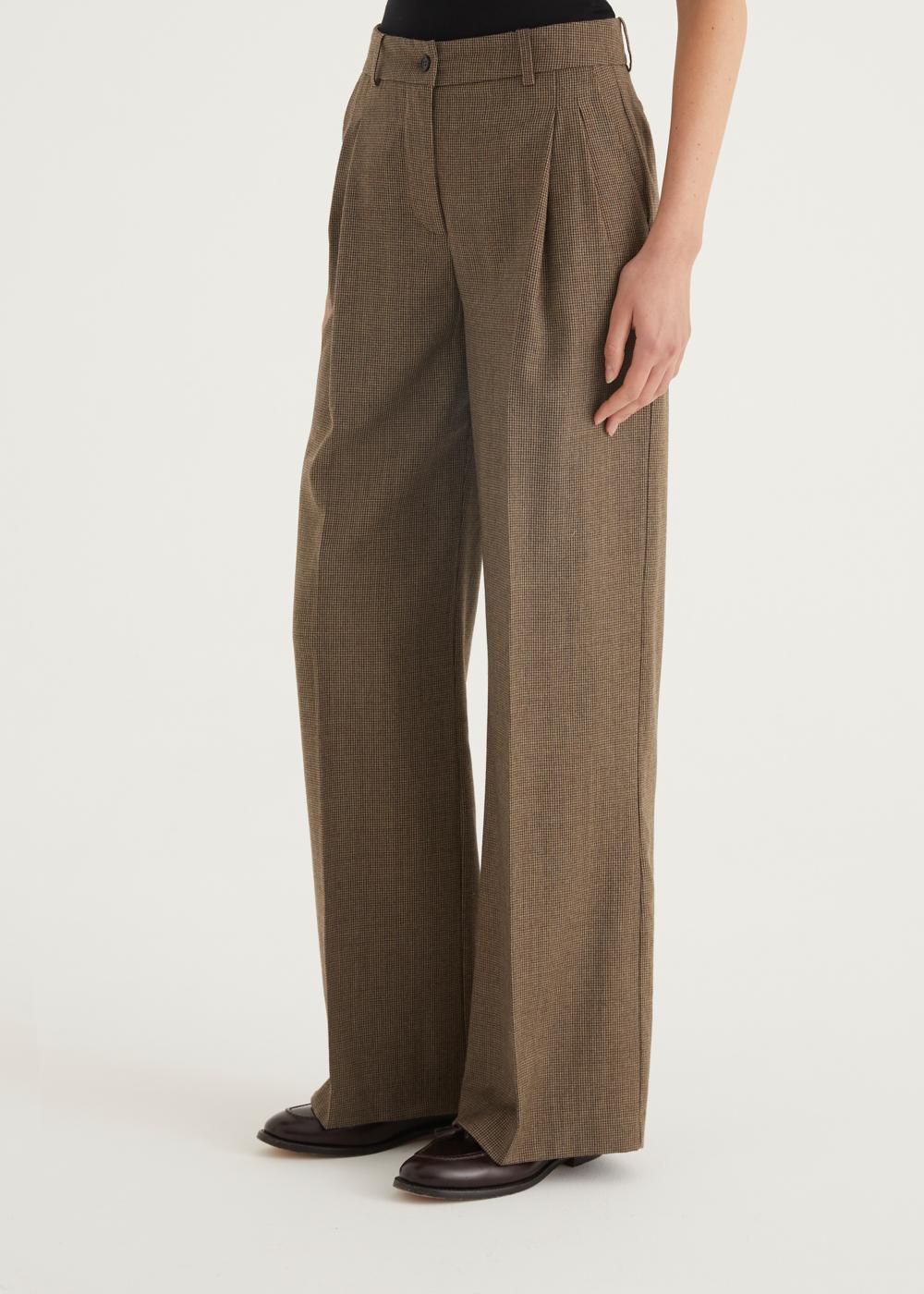 Rosso35 Pantalone ampio con pinces Prezzo Ridotto