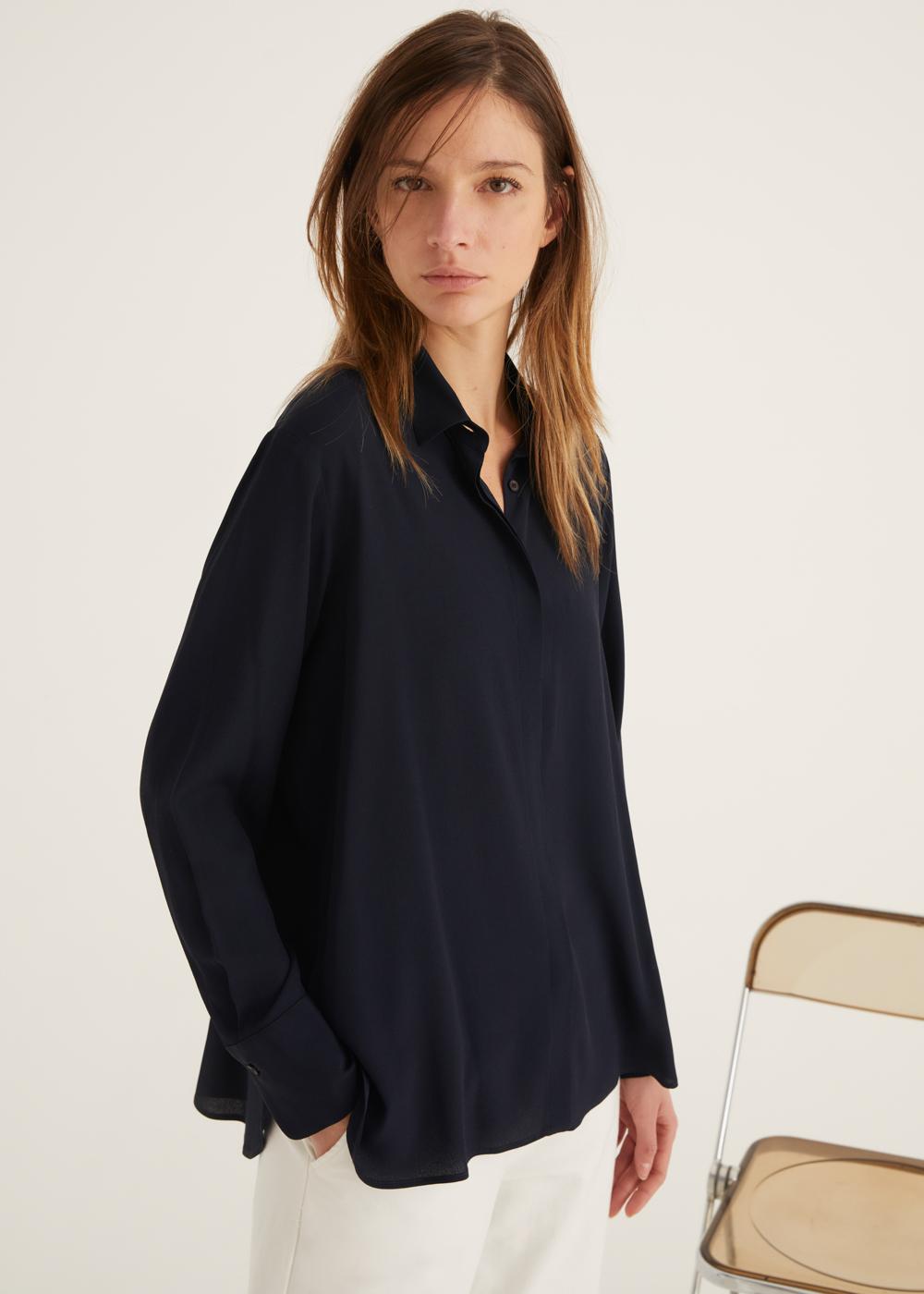 Rosso35 Camicia uomo con abbottonatura nascosta Consegna Veloce