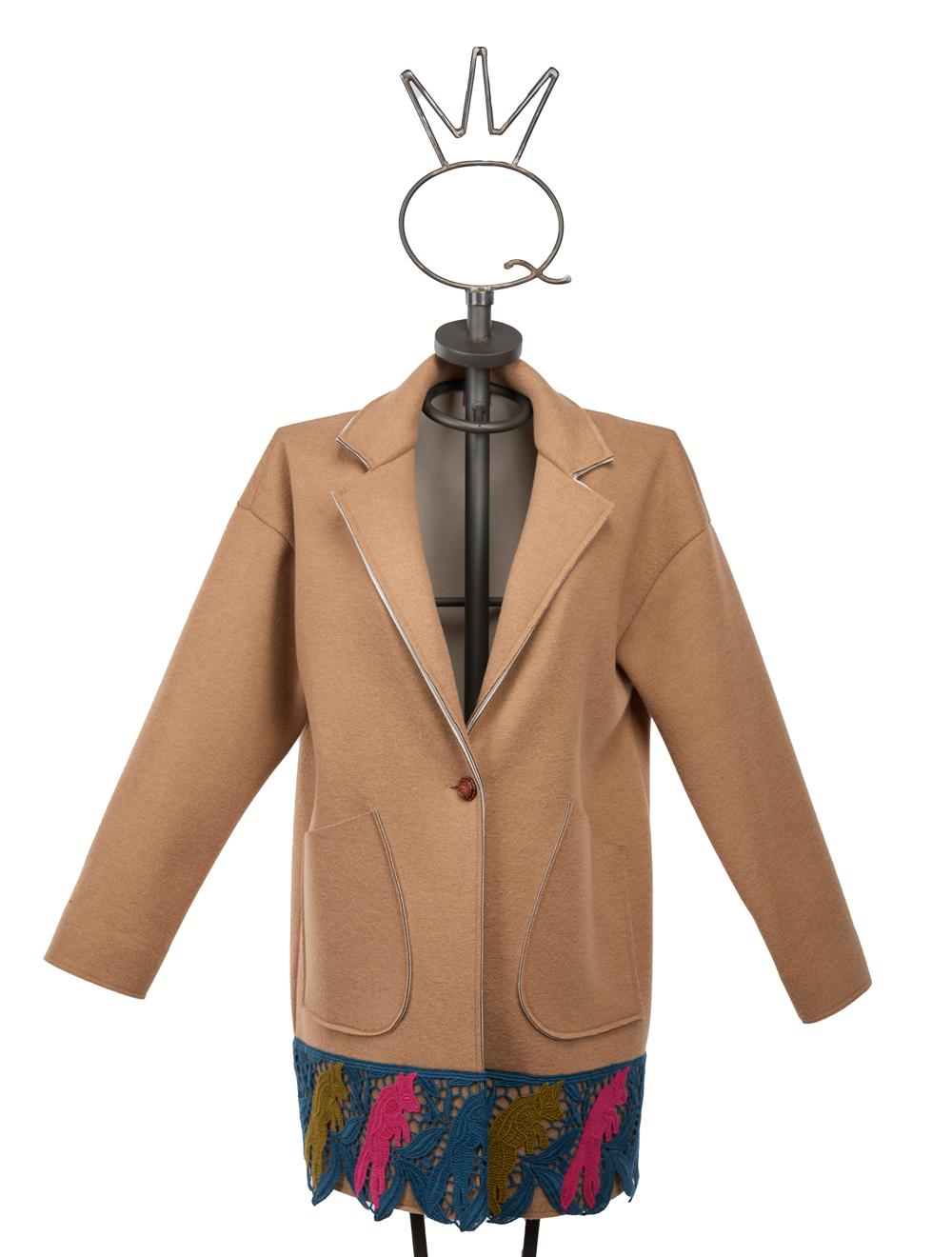 Save The Queen Cappotto corto beige con pizzo macramè Comprane uno, ottenene uno gratis