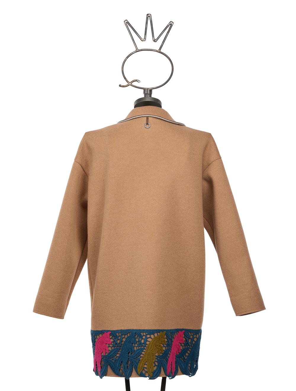 Save The Queen Cappotto corto beige con pizzo macramè Comprane uno, ottenene uno gratis