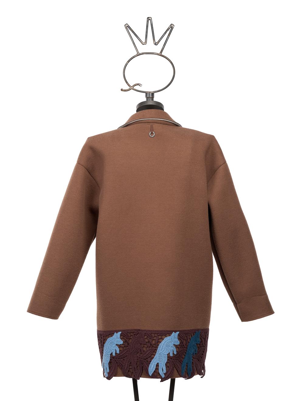 Save The Queen Cappotto corto nocciola con pizzo macramè Pezzi Unici