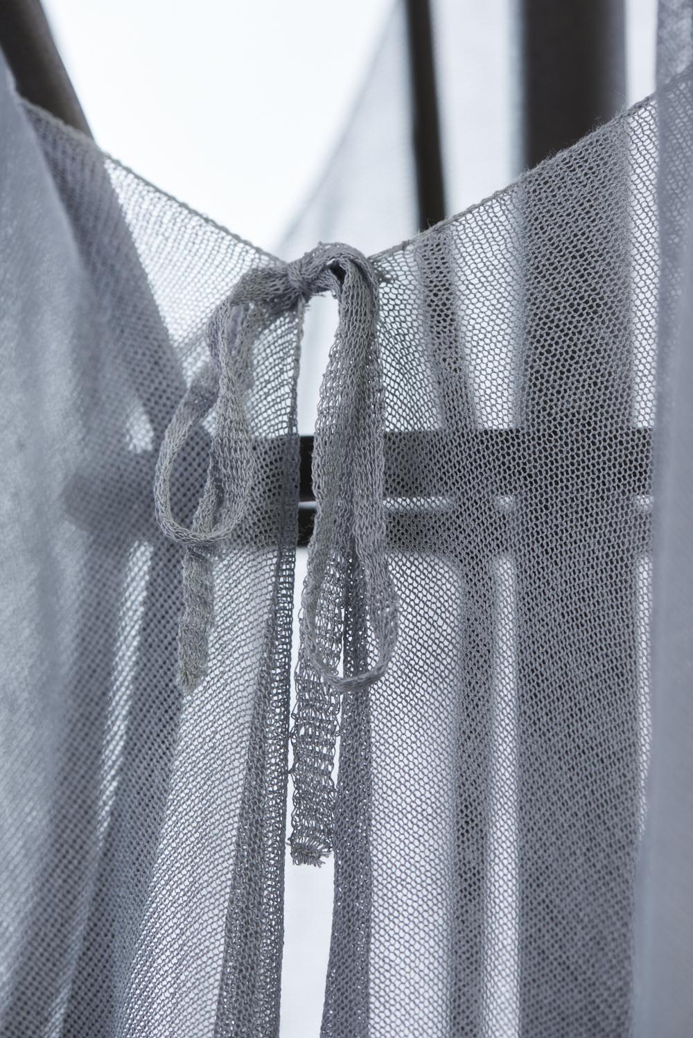 Save The Queen Gilet lungo asimmetrico In Vendita