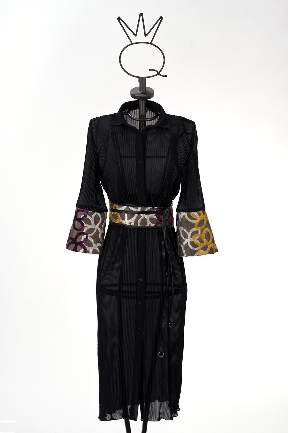 Save The Queen Vestito chemisier midi nero plissettato Convenienza