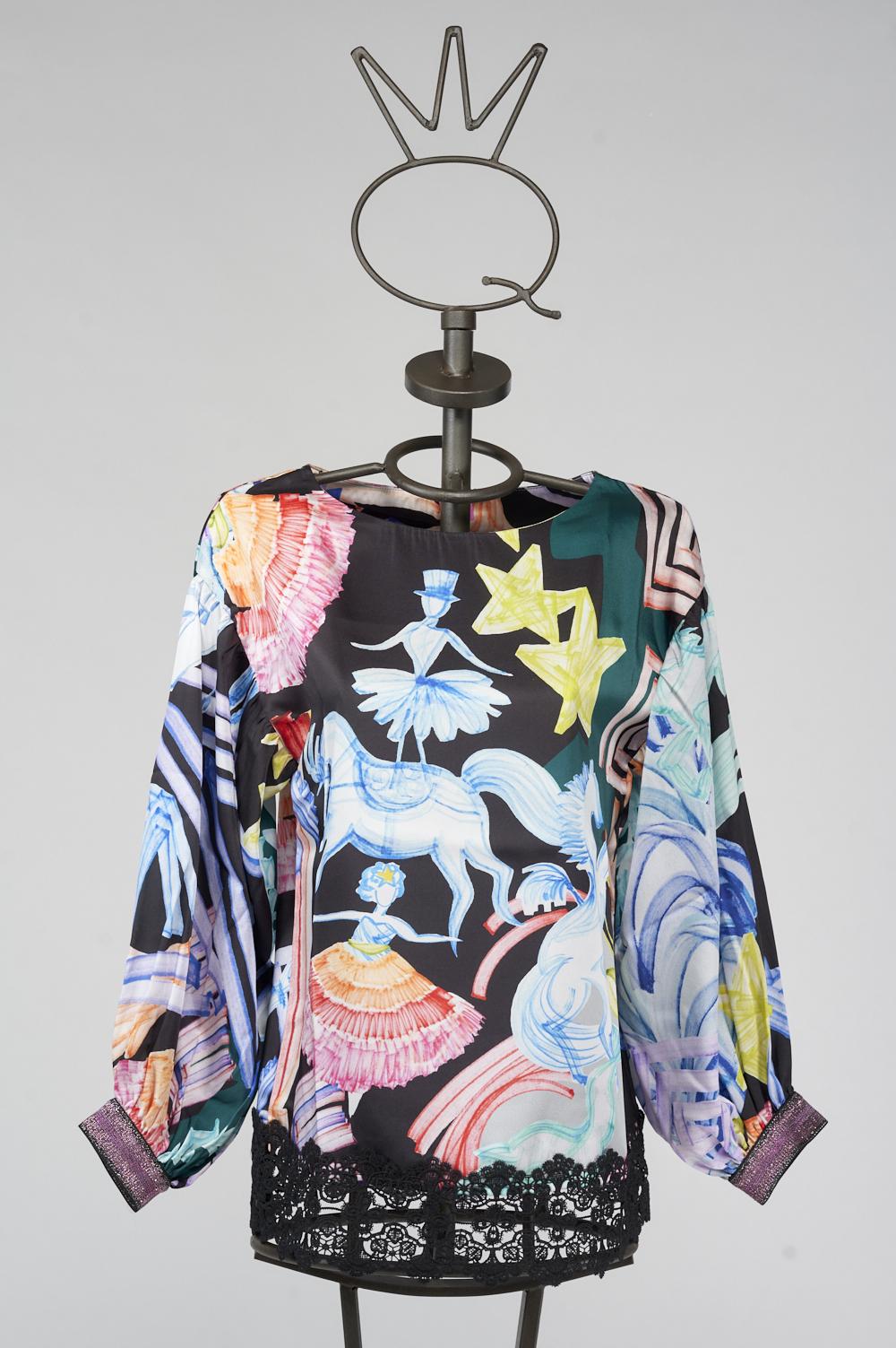 Save The Queen Blusa in raso con stampa dedicata al Circo Sconto