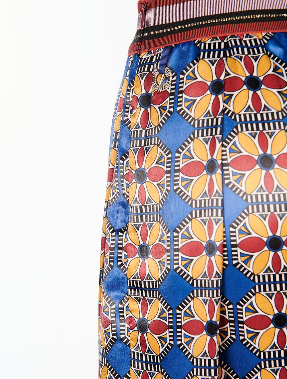 Save The Queen Gonna lunga a pieghe con stampata floreale Shopping Online