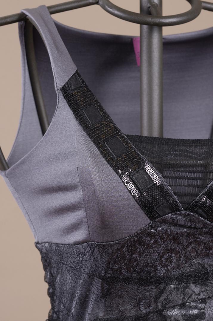 Save The Queen Vestito corto grigio Presa
