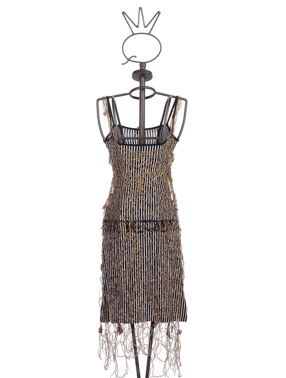 Save The Queen Vestito al ginocchio a righe con rete e ricamo Fino al 55% di sconto
