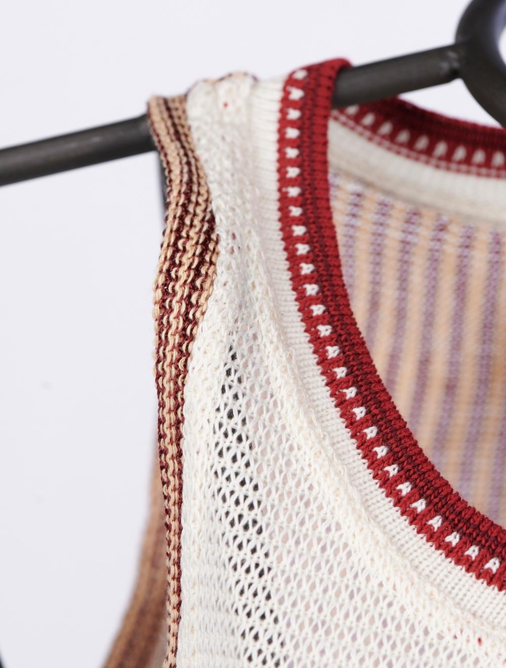 Save The Queen Top bianco in misto cotone elasticizzato con applicazione Spedizione gratuita