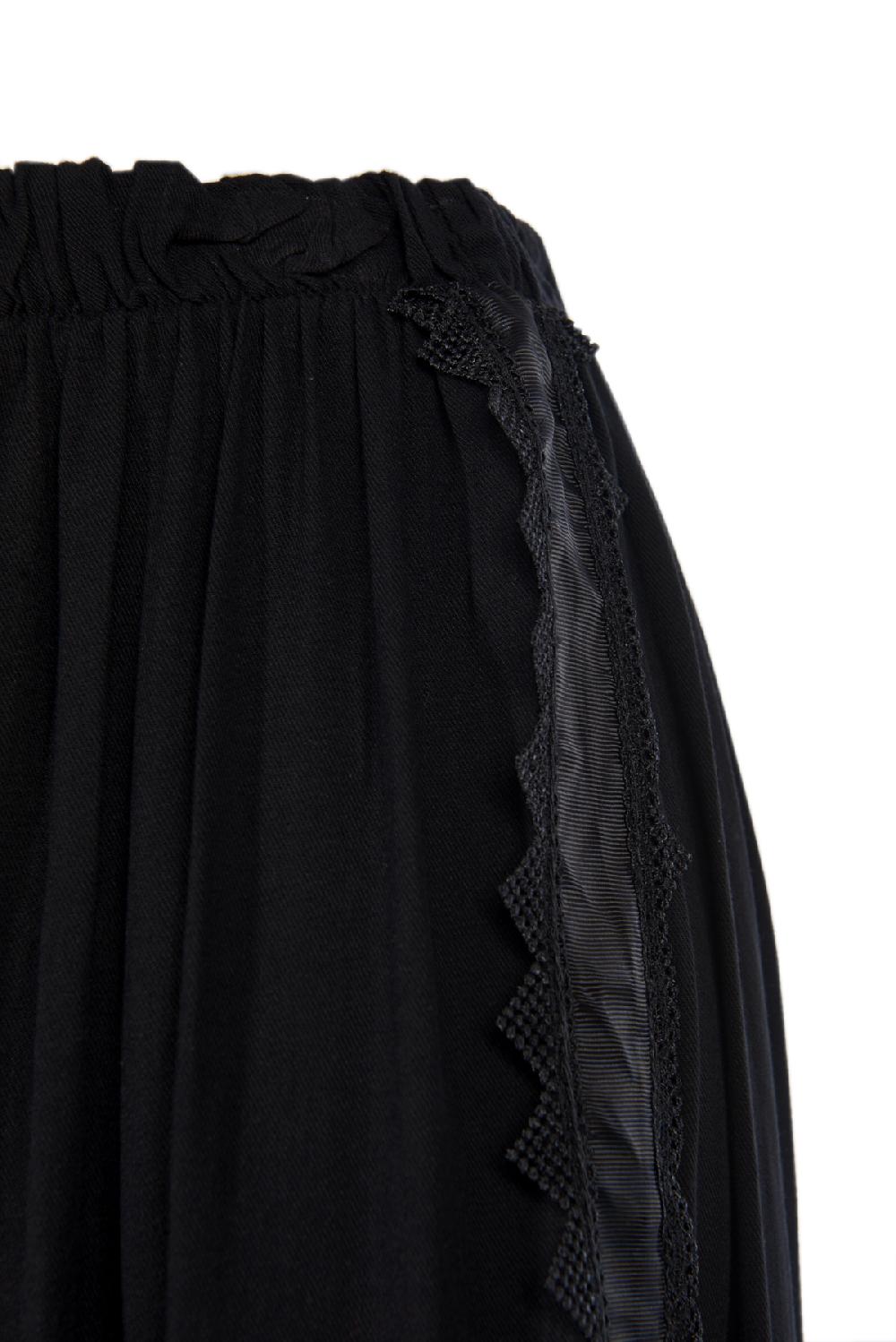 Save The Queen Pantaloni in cotone nero con dettaglio in passamaneria Fino al 65% di sconto