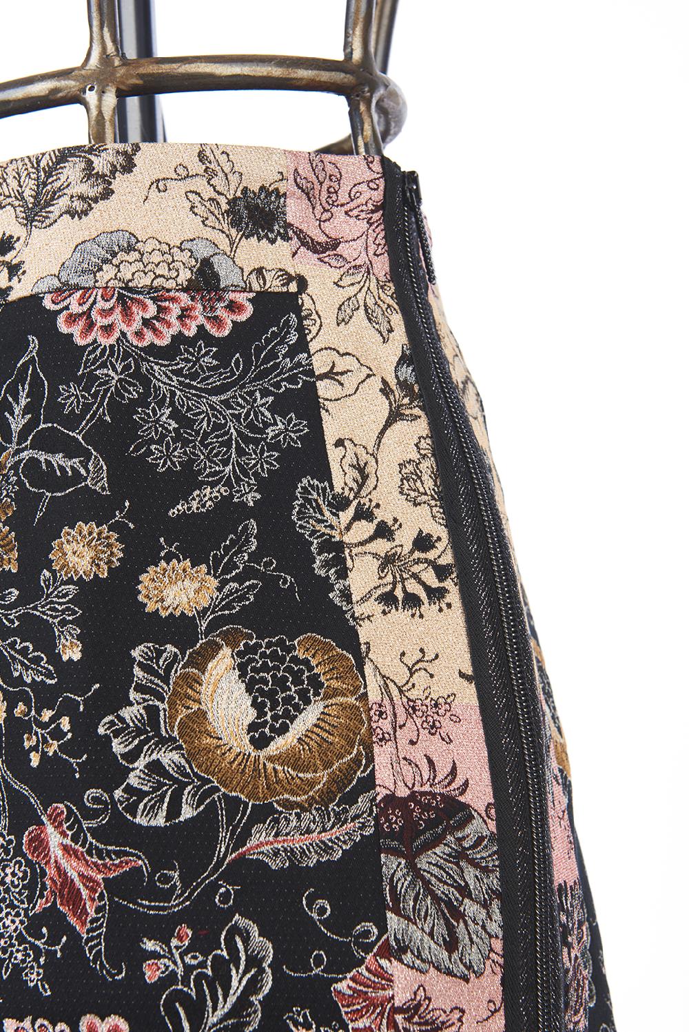 Save The Queen gonna corta in tessuto jacquard floreale Limitato a 3 giorni
