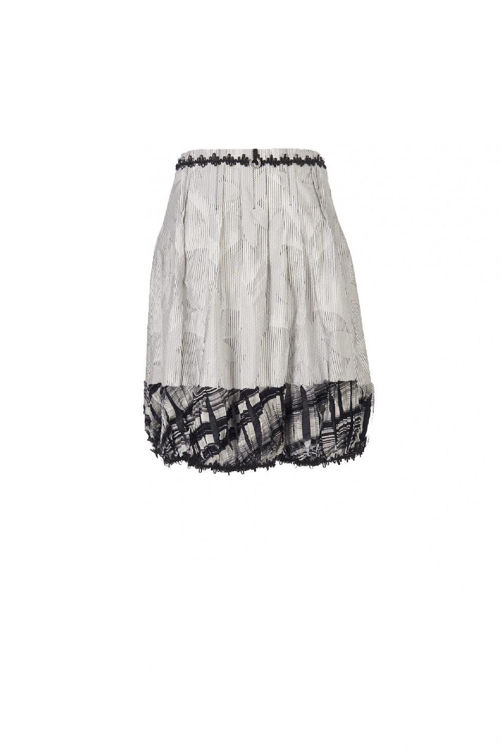 Save The Queen Gonna corta in tessuto fantasia bianco e nero 50% di sconto per tempo limitato