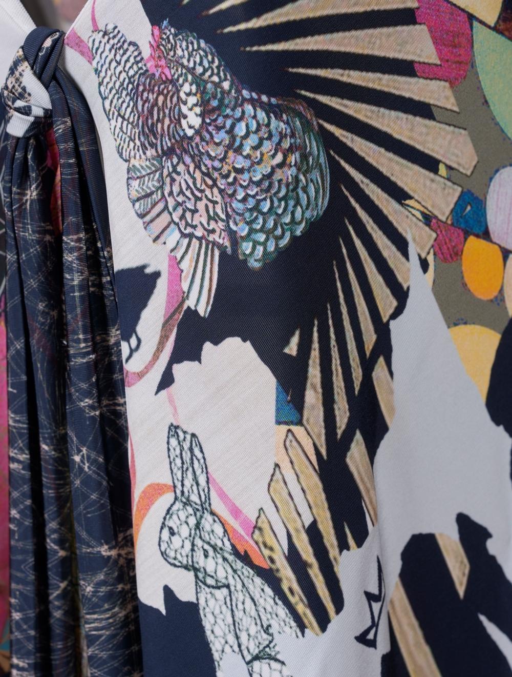 Save The Queen Vestito corto in viscosa con stampa Spedizione gratuita