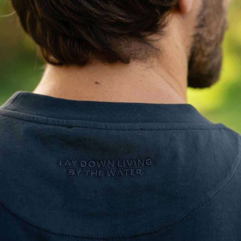 Seay / T-Shirt Nera Delavé Nuovo