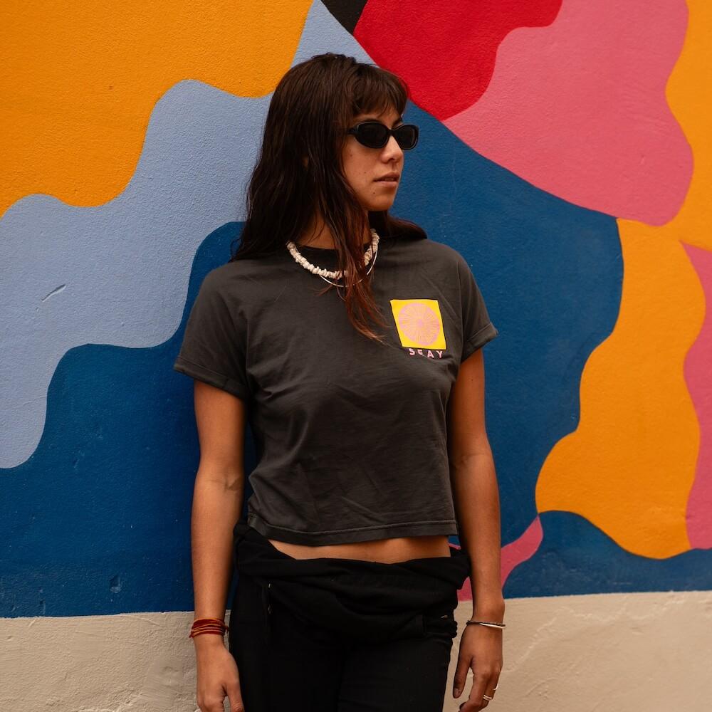 Seay / Crop T-Shirt Nera Symbols Nuova