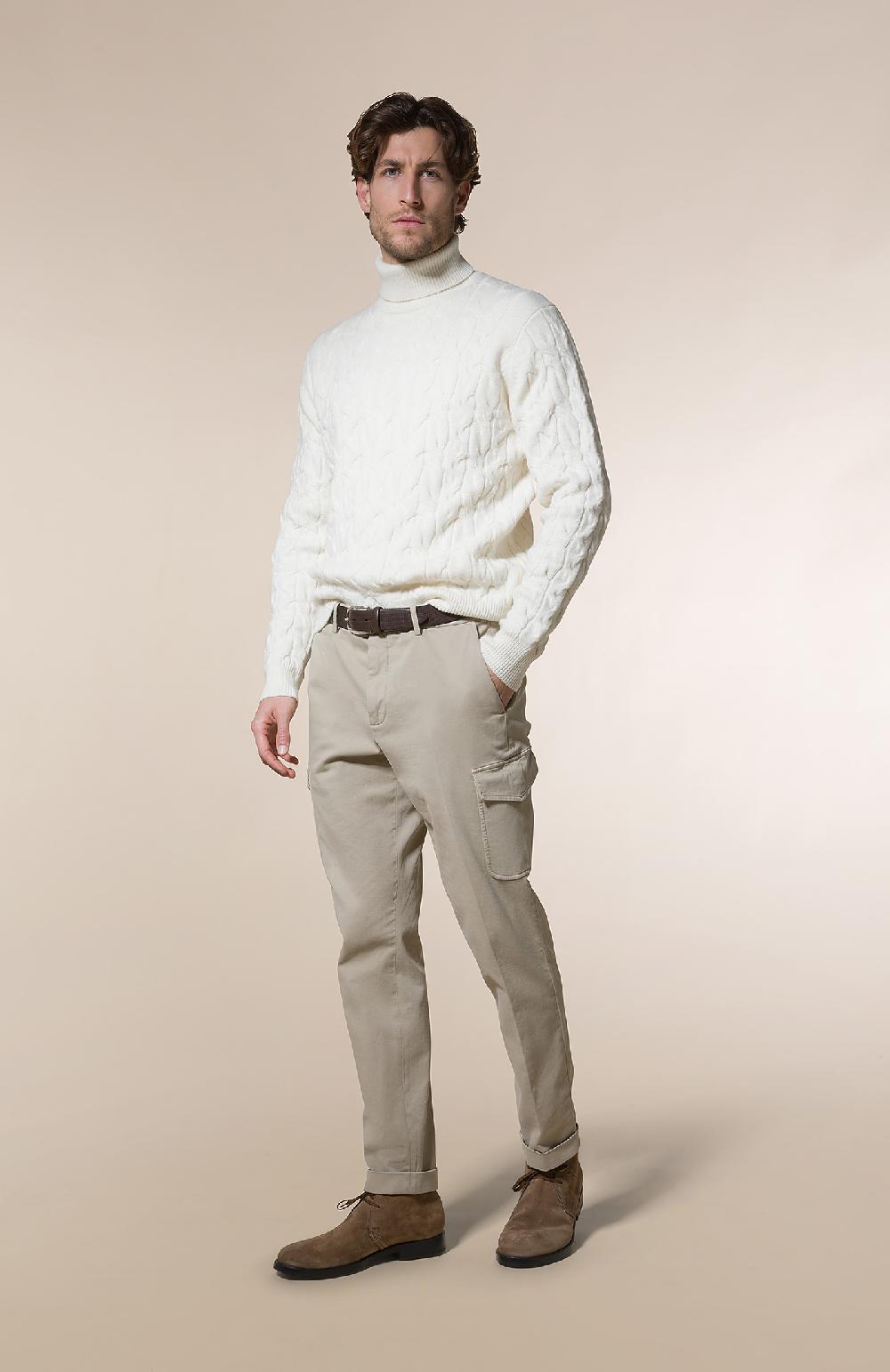 Seventy Maglione collo alto a treccia alternata - Col. Neutro Prezzo Ridotto