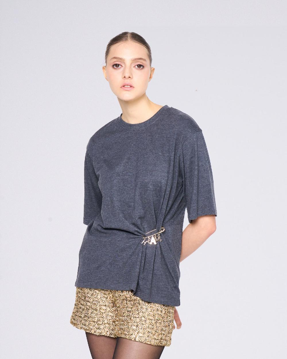 Silvian Heach T-shirt con spilla Affare Del Giorno