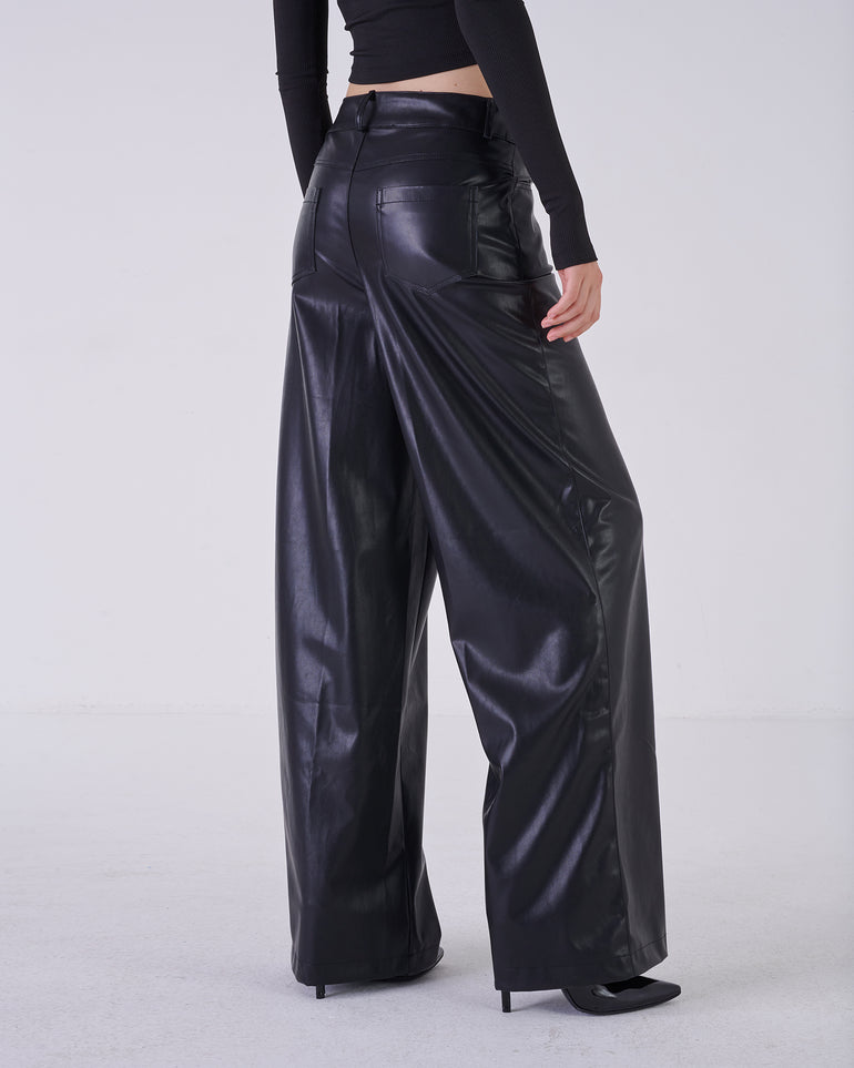 Silvian Heach Pantaloni in eco-pelle Sconto di tempo limitato
