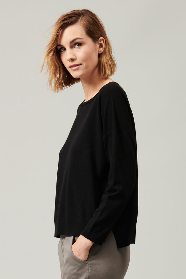 Transit Par Such Maglia oversize in viscosa e lana. linea a scatola collo a barchetta – Transit 2025