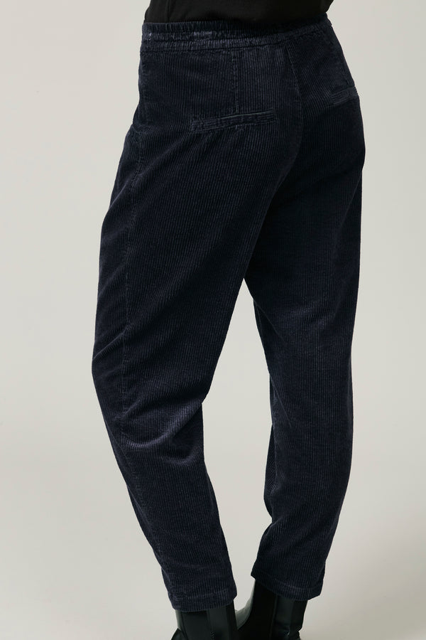 Transit Par Such Pantalone comfort fit con elastico in vita in velluto a coste di visco – Transit Italia
