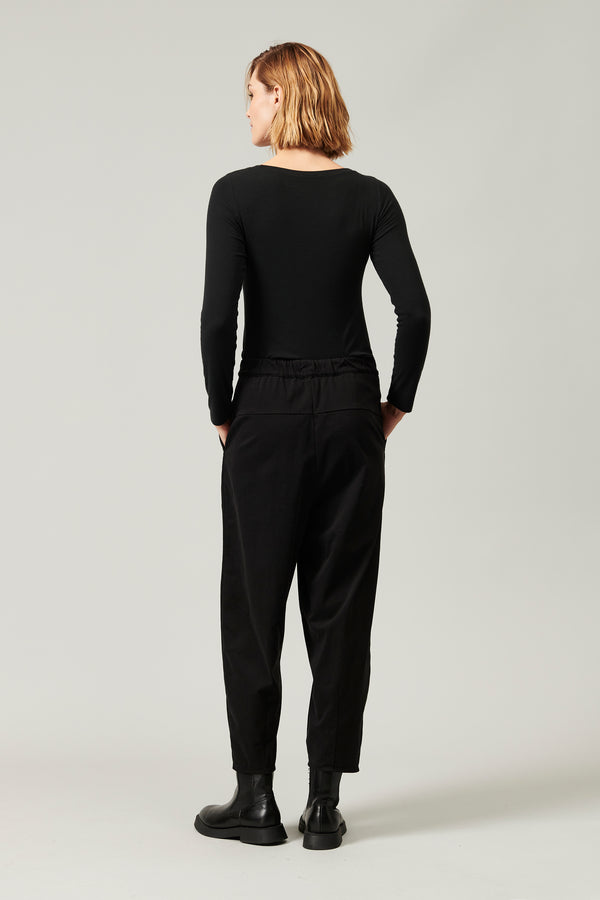 Transit Par Such Pantalone ampio linea bombé con elastico sul dietro in tencel modal e – Transit Consegna Veloce