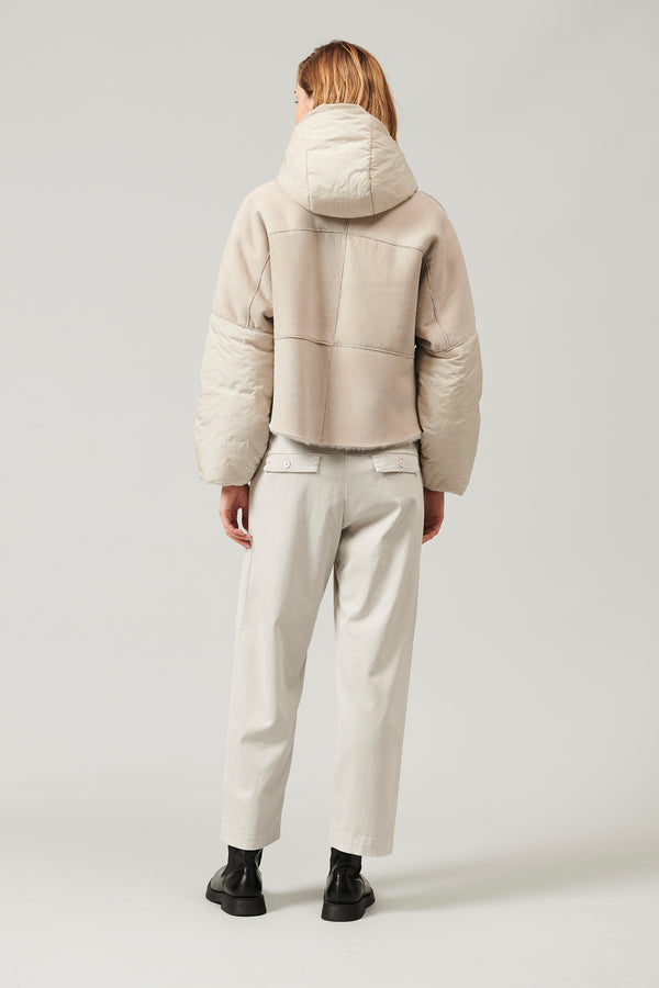 Transit Par Such Giubbino in montone zippato imbottito con cappuccio e maniche in nylon – Transit Prezzo Ridotto