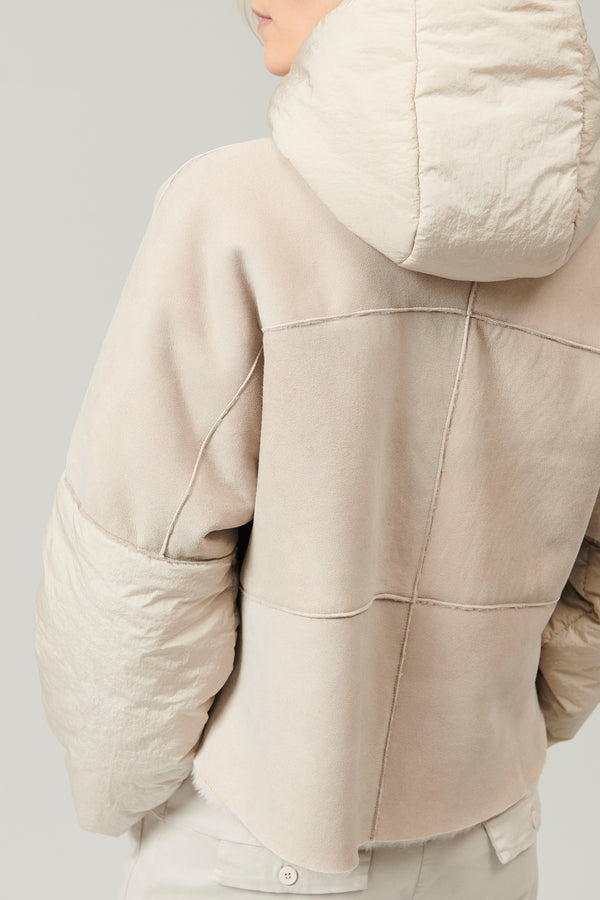 Transit Par Such Giubbino in montone zippato imbottito con cappuccio e maniche in nylon – Transit Prezzo Ridotto