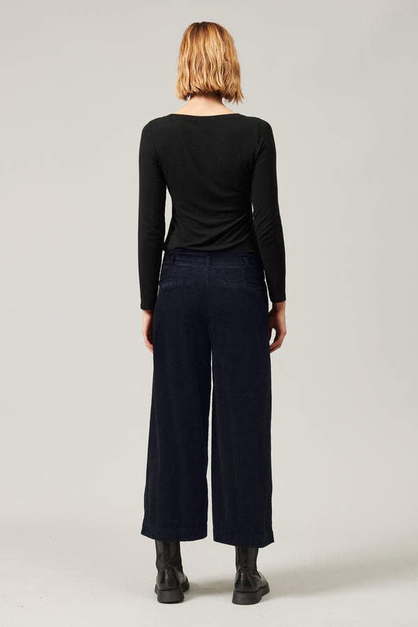 Transit Par Such Pantalone corto gamba larga in velluto a coste di viscosa e cotone str – Transit Economico