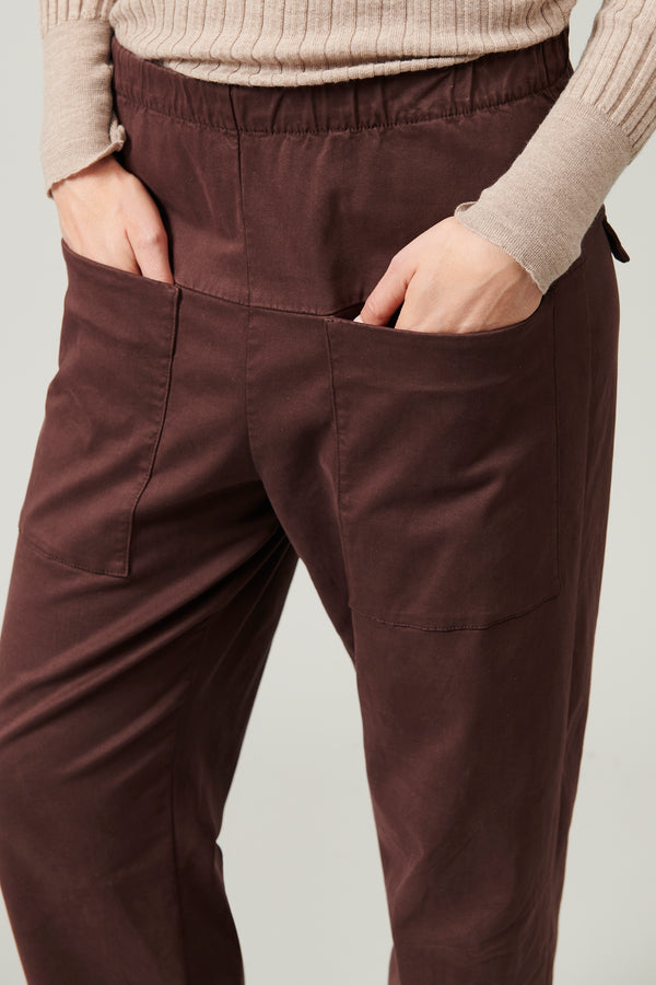 Transit Par Such Pantalone comfort fit con tasche davanti in viscosa e cotone stretch. – Transit In Saldo