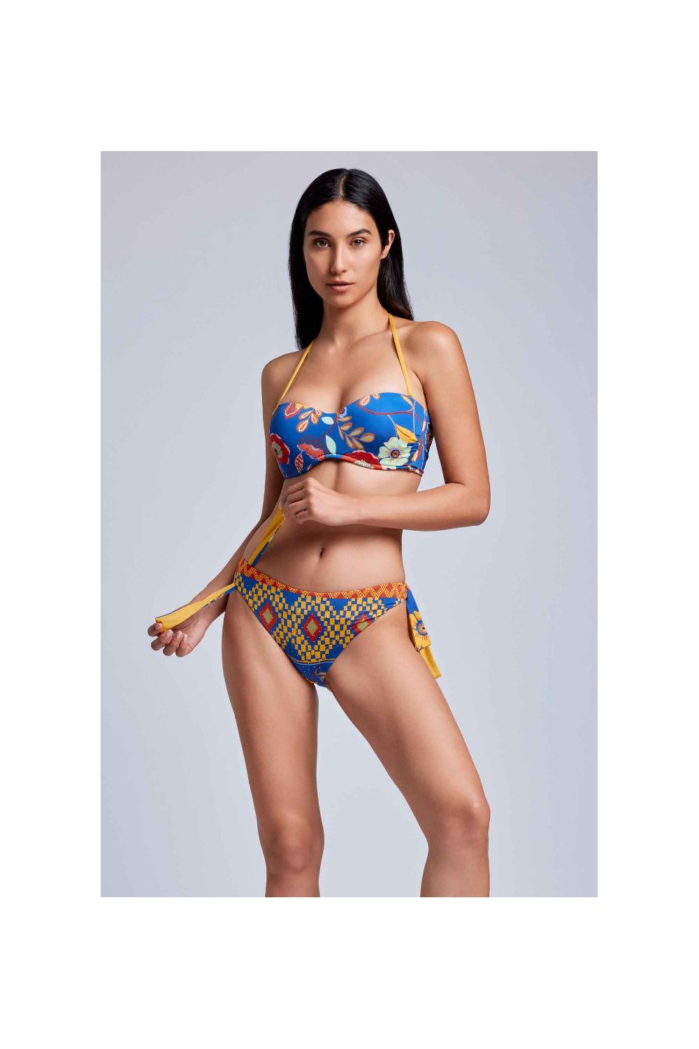 Vacanze Italiane Bikini a fascia con coppe Lampone Offerta