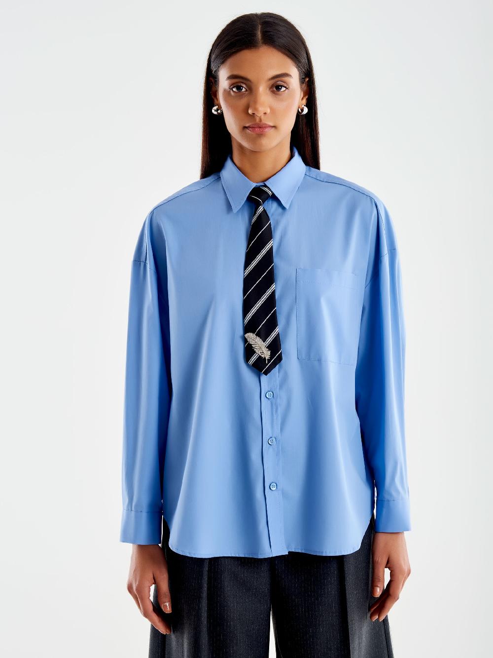 Vicolo Camicia con Cravatta a Righe Azzurro 2025