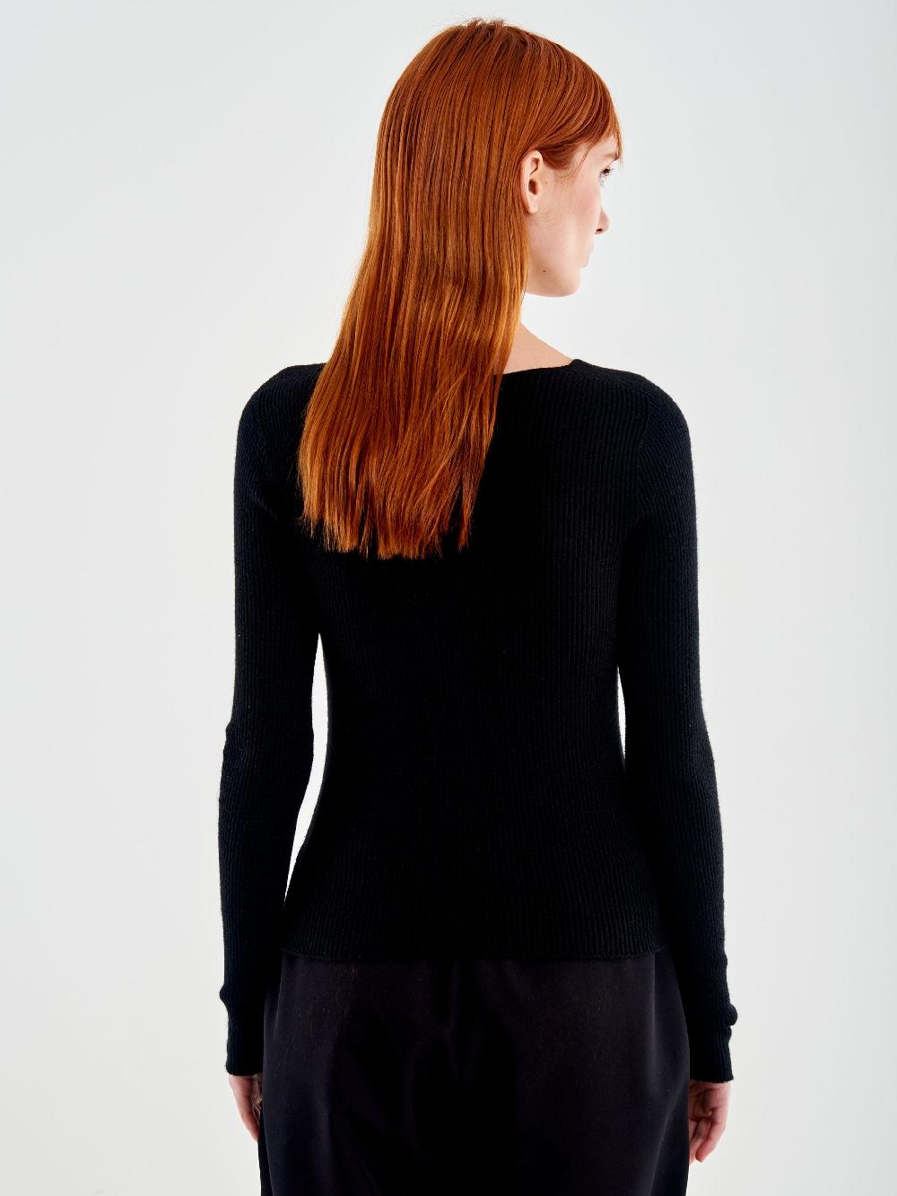 Vicolo Top in Costa Scollo Ampio Nero Presa