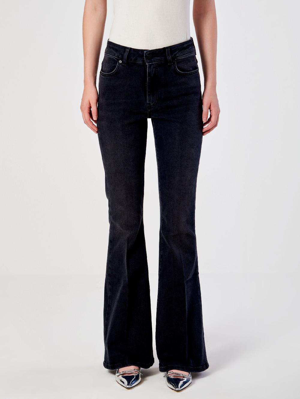 Vicolo Icon Jeans Gisele Flare NeroNero Offerta speciale della fabbrica
