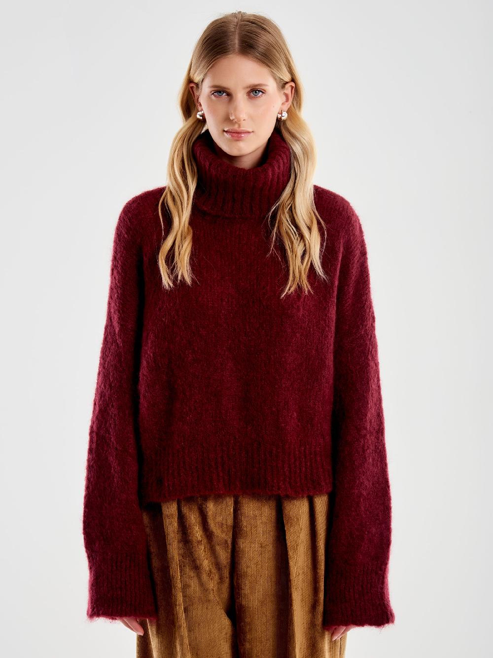 Vicolo Dolcevita Cropped Boxy Bordeaux 2025