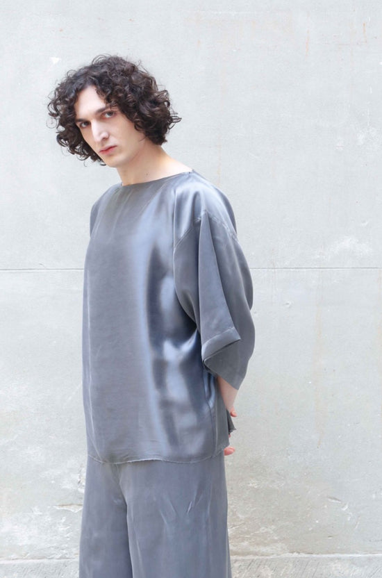 ﻿Zerobarracento Half-Sleeve Bemberg Blouse Nuova